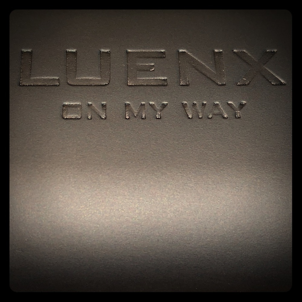 LUENX sunglasses/glasses case(no glasses included)